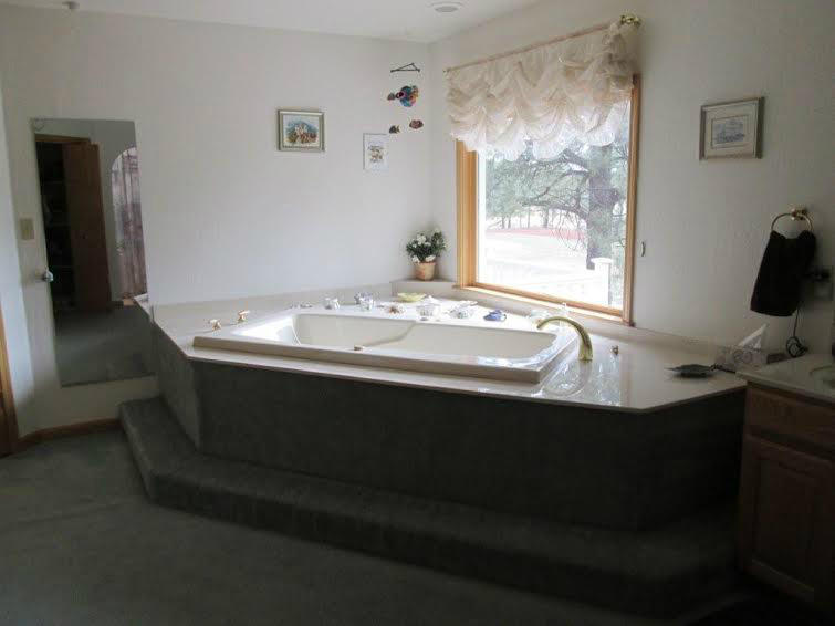 360 s golden master bath